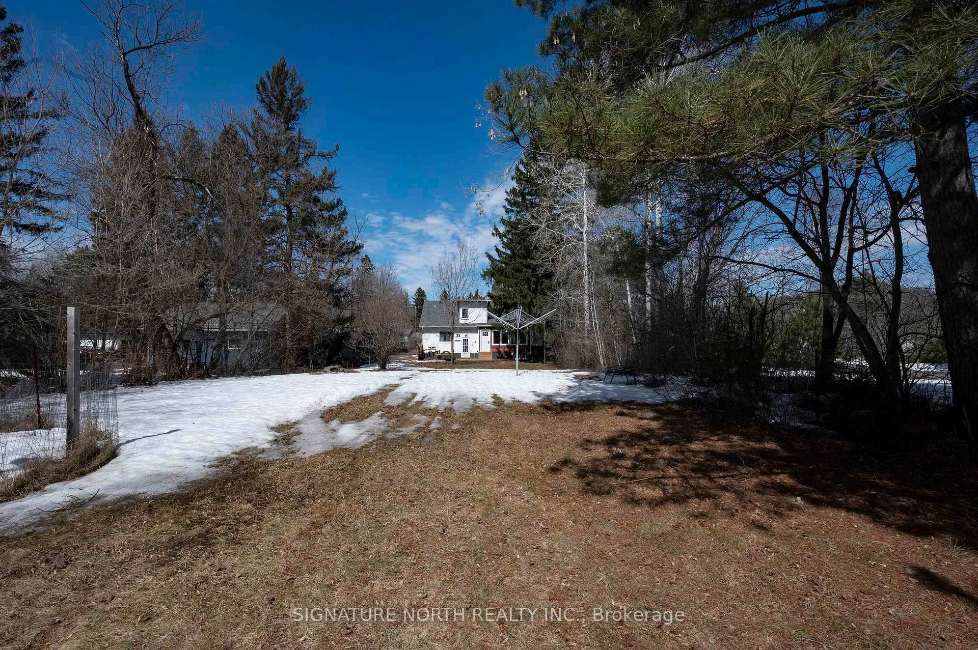 Photo 38 of 1744 Broadway Avenue, Thunder Bay, Rosslyn Road — HOMEH