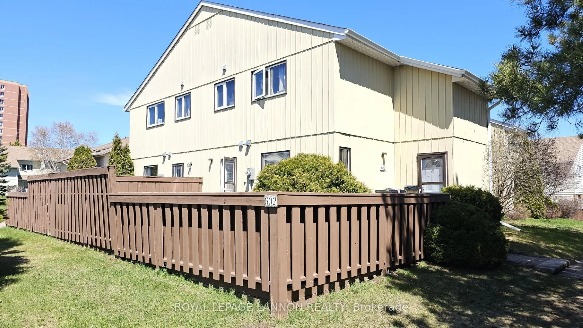Photo 1 of Unit 39, 602 Pasteur Road, Thunder Bay, Academy Heights — HOMEH