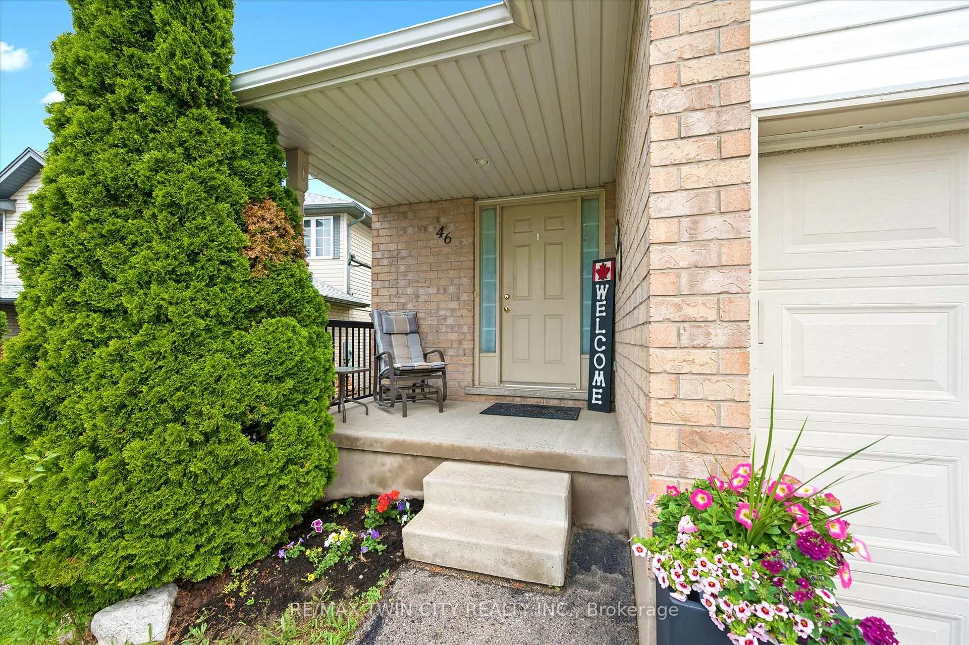 Photo 2 of 46 Joshua Street, Kitchener — HOMEH
