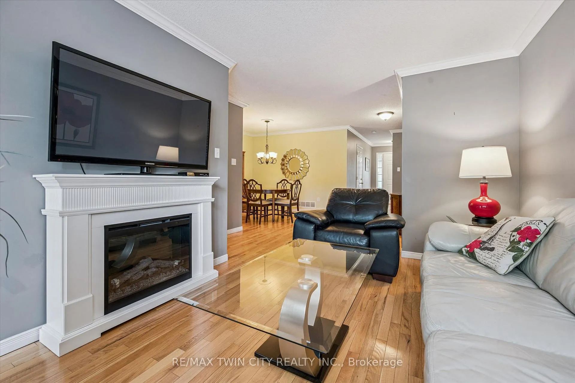 Photo 5 of 46 Joshua Street, Kitchener — HOMEH