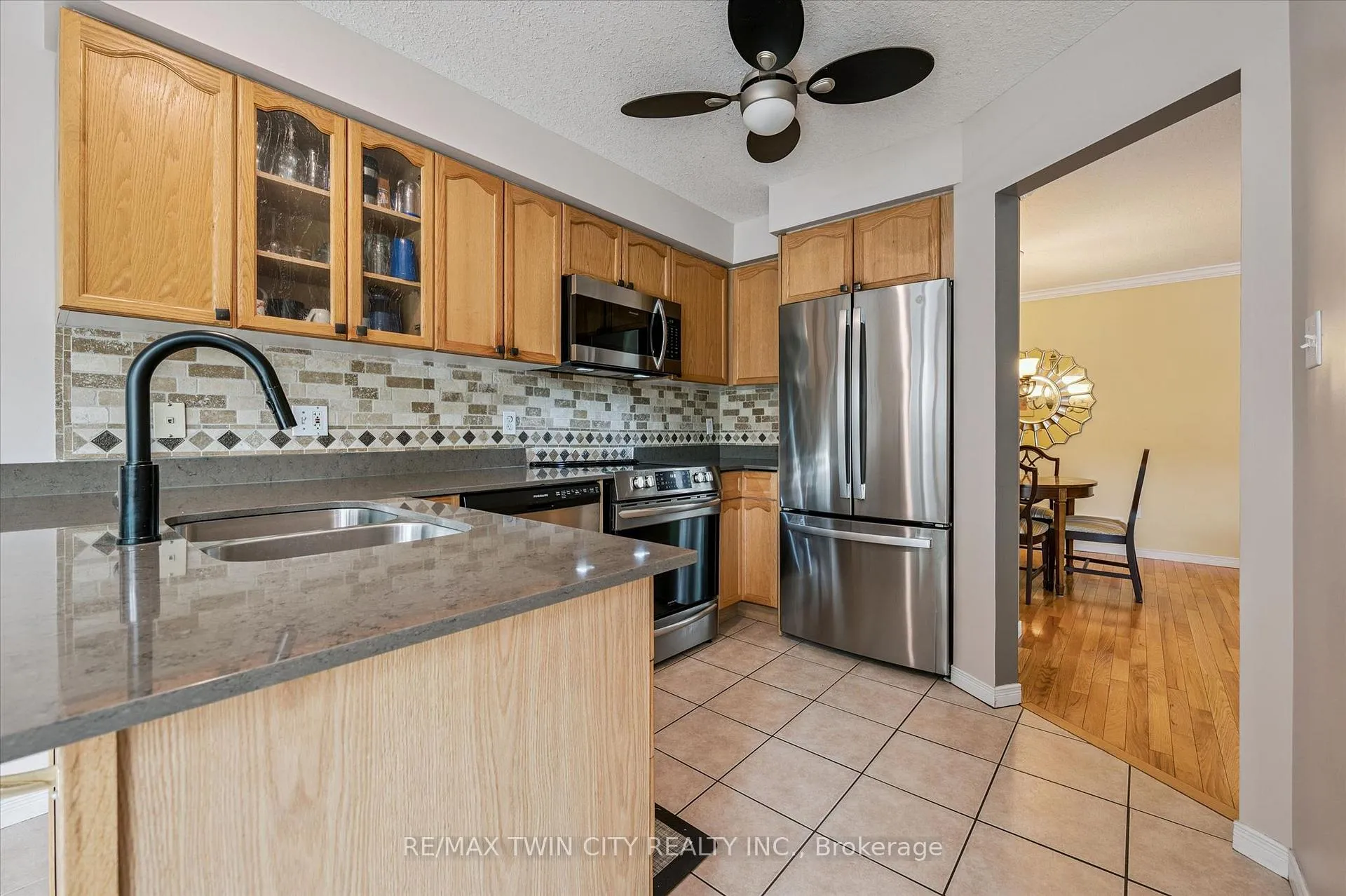 Photo 7 of 46 Joshua Street, Kitchener — HOMEH