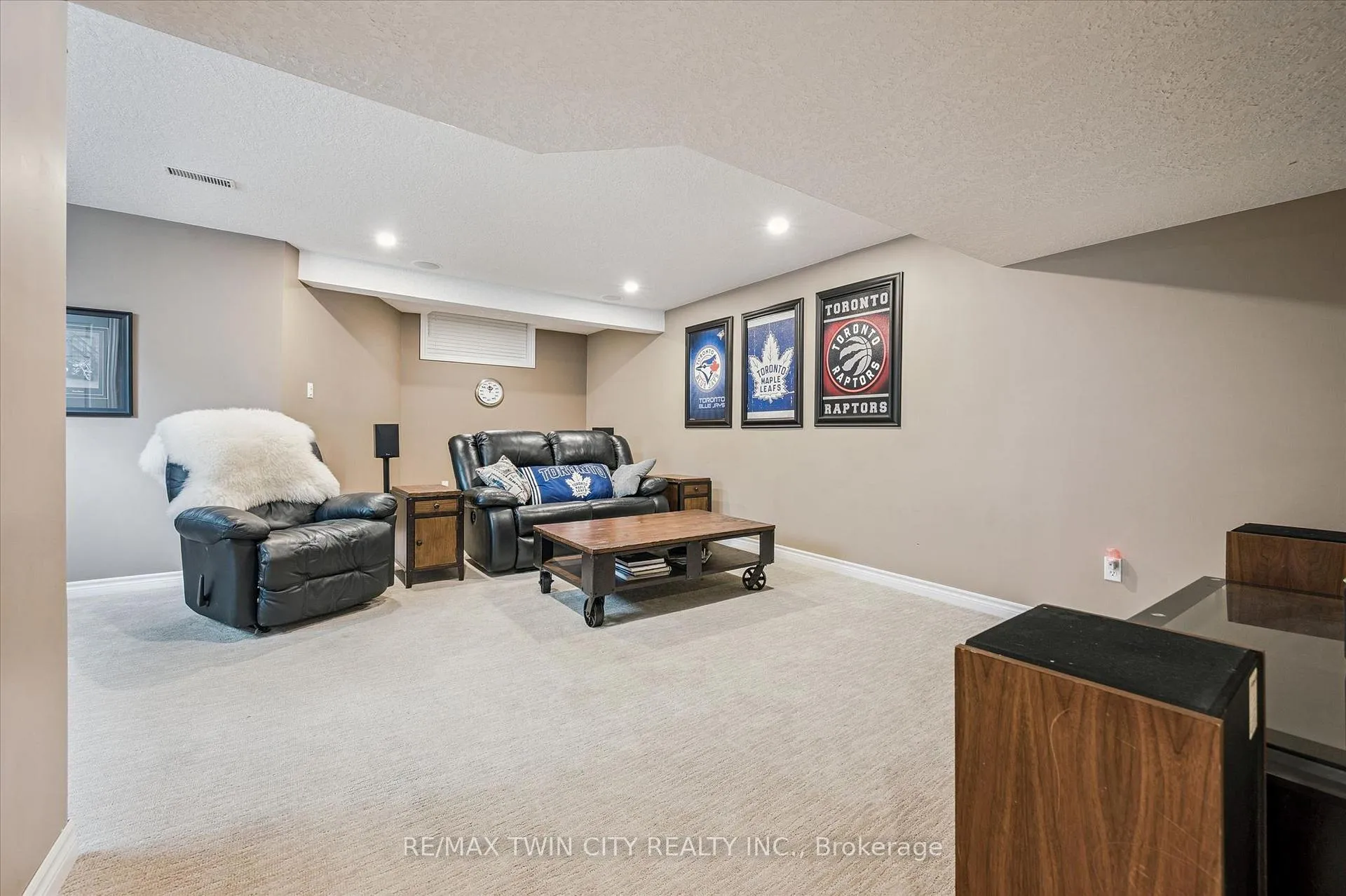 Photo 14 of 46 Joshua Street, Kitchener — HOMEH