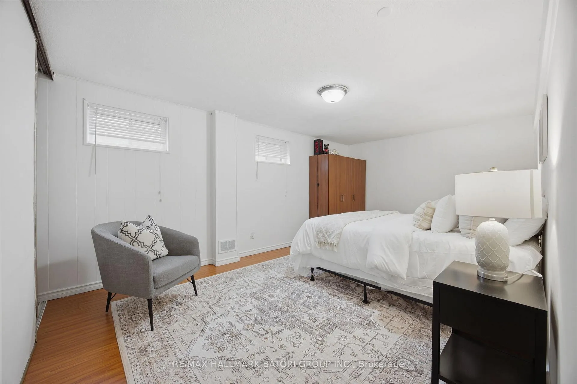 Photo 18 of 1500 Swanage Crescent, Mississauga, Clarkson — HOMEH