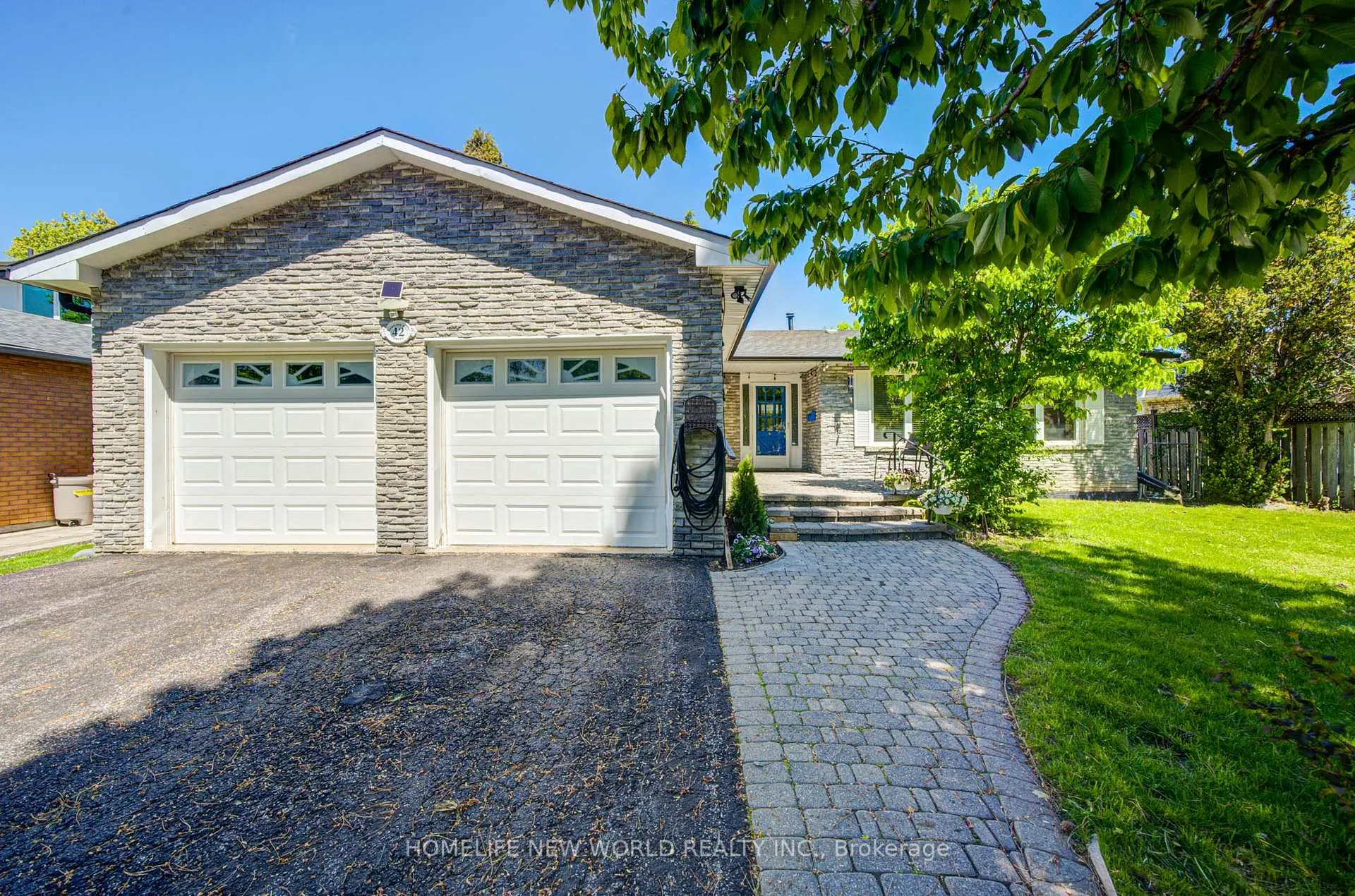 Photo 1 of 42 Hamilton Hall Drive, Markham, Markham Village — HOMEH