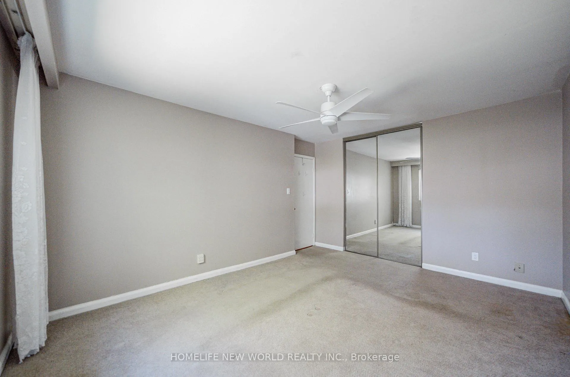 Photo 20 of 42 Hamilton Hall Drive, Markham, Markham Village — HOMEH