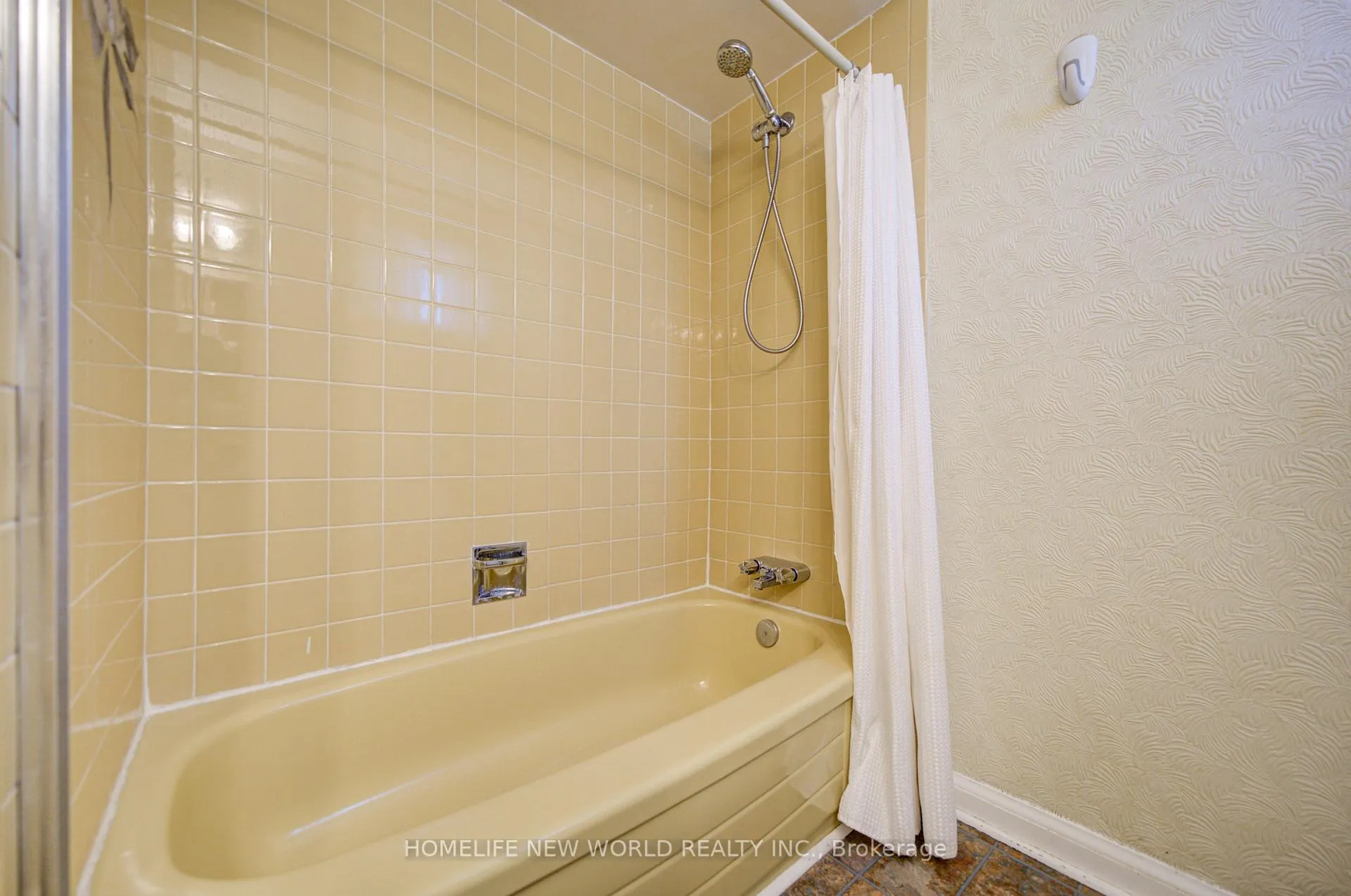 Photo 25 of 42 Hamilton Hall Drive, Markham, Markham Village — HOMEH