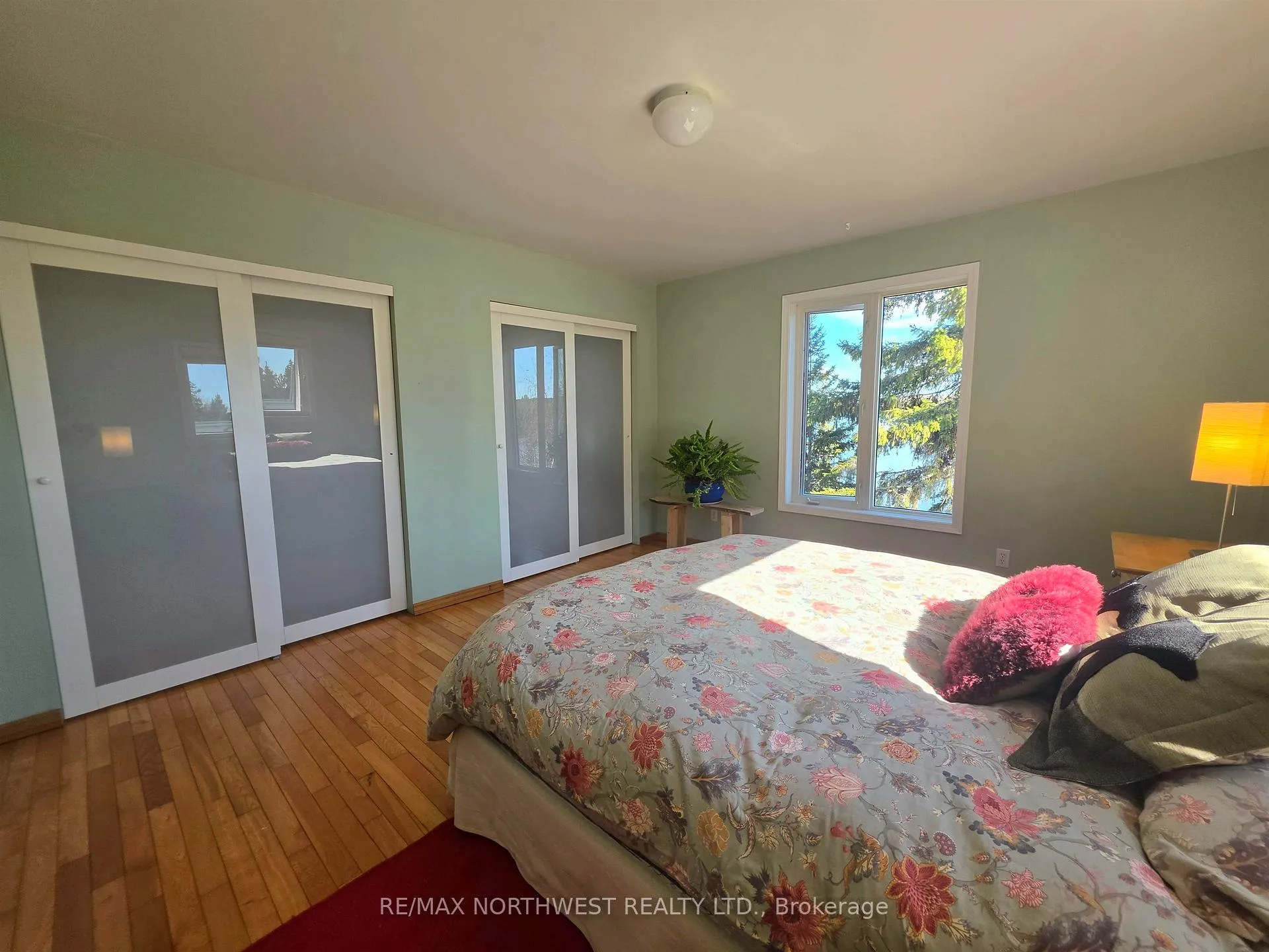 Photo 32 of 64 Smith Road, Kenora Remote Area, Lake of the Woods North — HOMEH