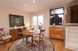 Photo 8 of 3200 Greenbough Crescent, Burlington, Headon — HOMEH