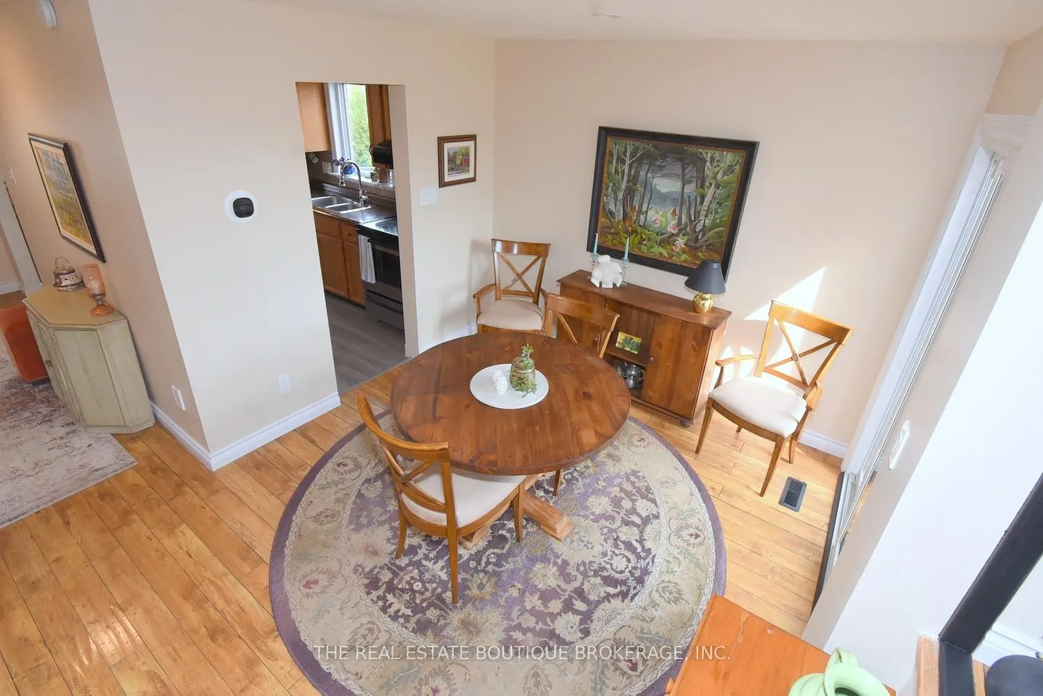Photo 9 of 3200 Greenbough Crescent, Burlington, Headon — HOMEH