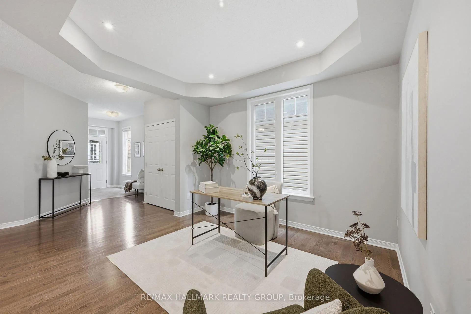 Photo 5 of 558 Rouncey Road, Ottawa, Kanata - Emerald Meadows/Trailwest — HOMEH