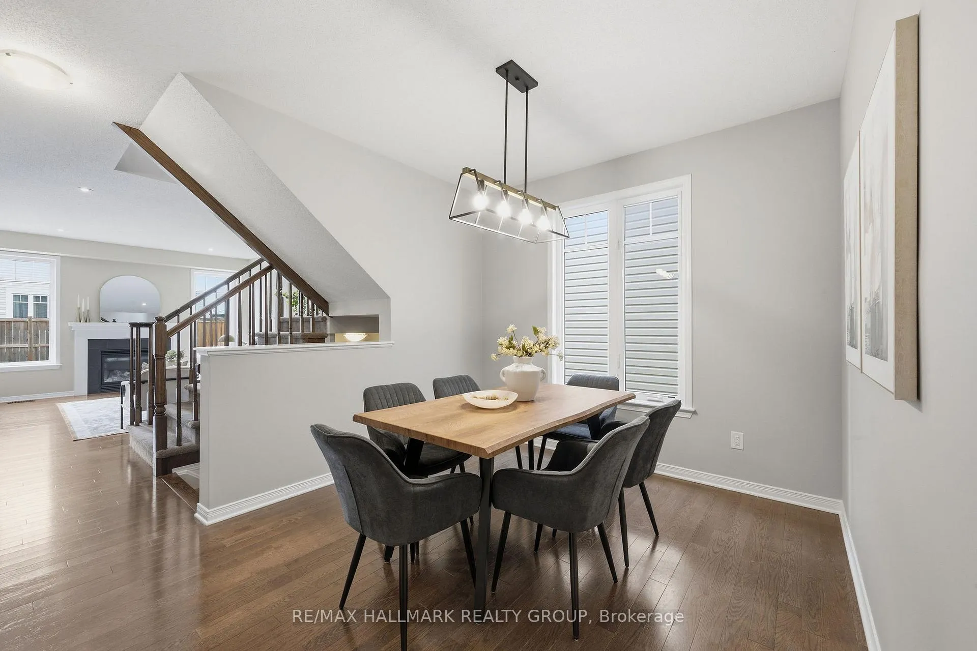 Photo 8 of 558 Rouncey Road, Ottawa, Kanata - Emerald Meadows/Trailwest — HOMEH