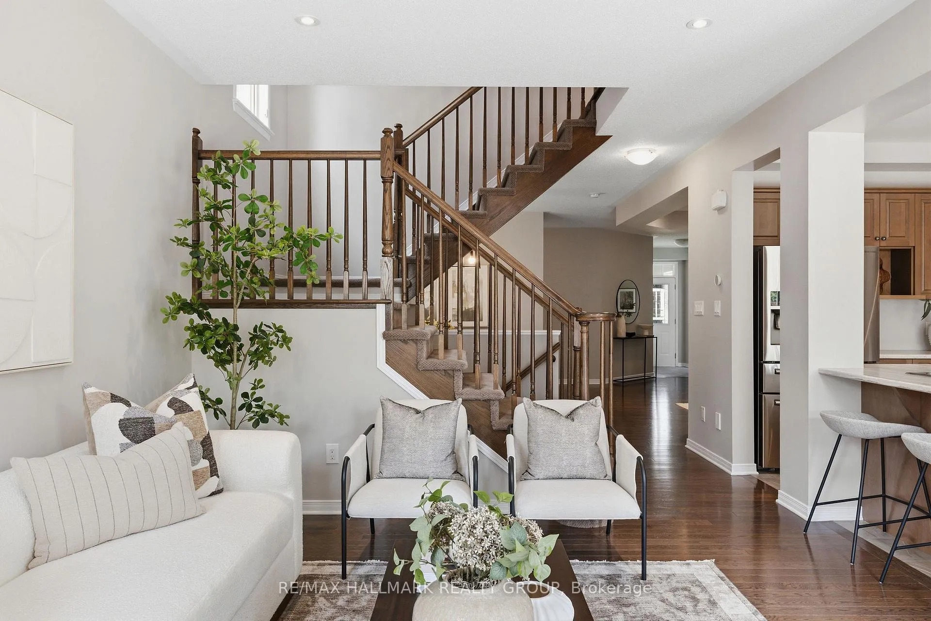 Photo 17 of 558 Rouncey Road, Ottawa, Kanata - Emerald Meadows/Trailwest — HOMEH