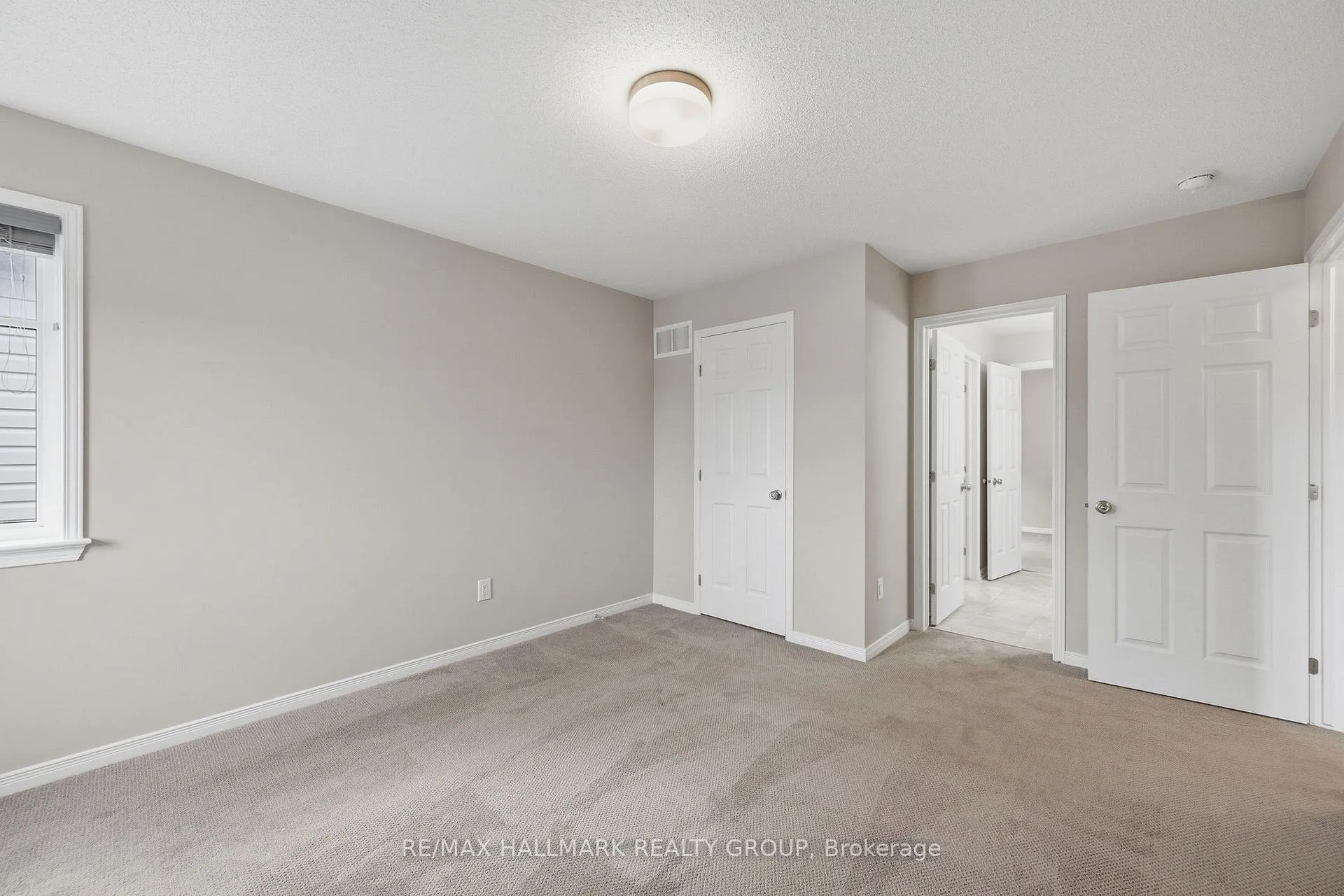 Photo 31 of 558 Rouncey Road, Ottawa, Kanata - Emerald Meadows/Trailwest — HOMEH