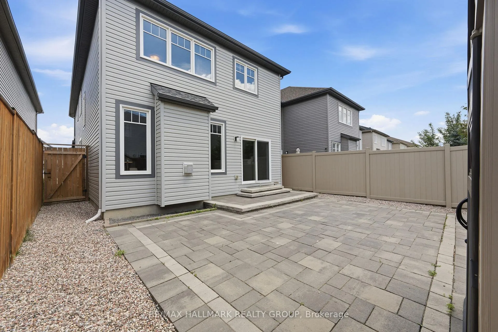 Photo 41 of 558 Rouncey Road, Ottawa, Kanata - Emerald Meadows/Trailwest — HOMEH