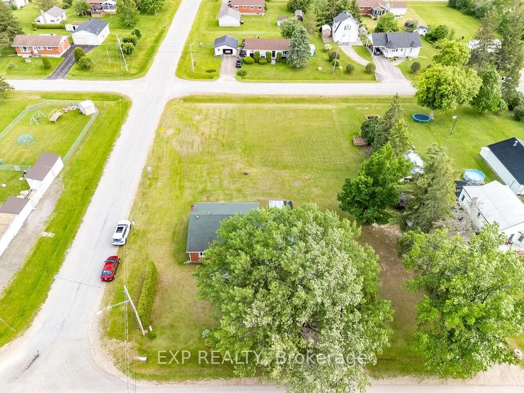 Photo 9 of 107 Cotieville Road, Renfrew — HOMEH