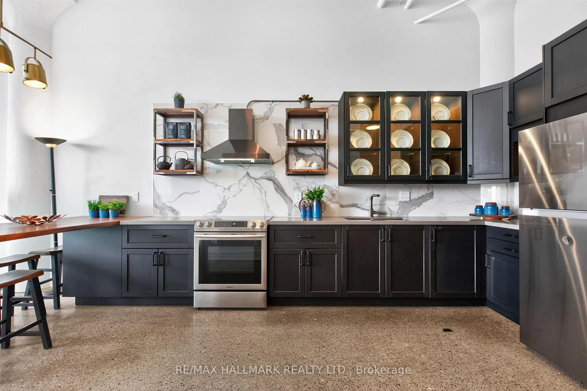 Photo 8 of Unit 404A, 245 Carlaw Avenue, Toronto, South Riverdale — HOMEH