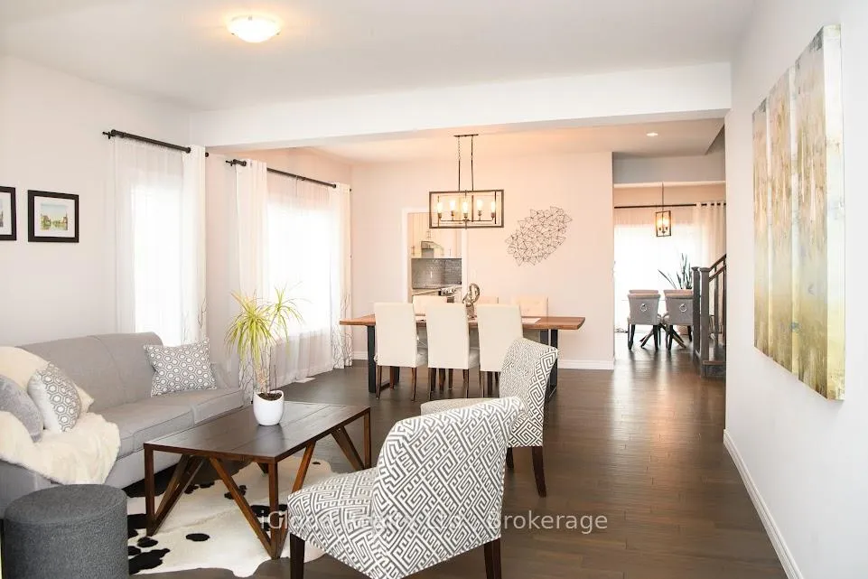 Photo 9 of 264 Blair Creek Drive, Kitchener — HOMEH
