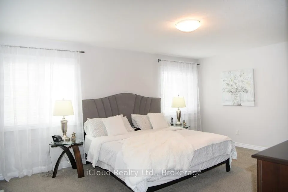 Photo 16 of 264 Blair Creek Drive, Kitchener — HOMEH