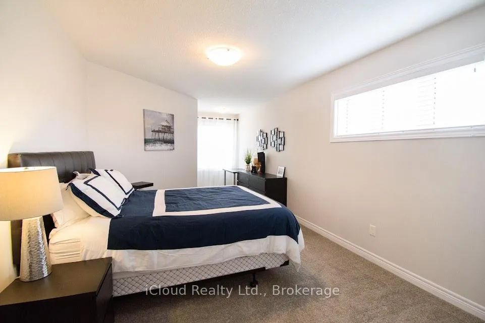 Photo 27 of 264 Blair Creek Drive, Kitchener — HOMEH