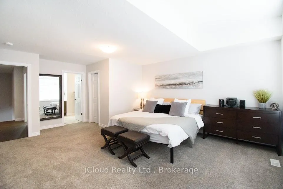 Photo 29 of 264 Blair Creek Drive, Kitchener — HOMEH