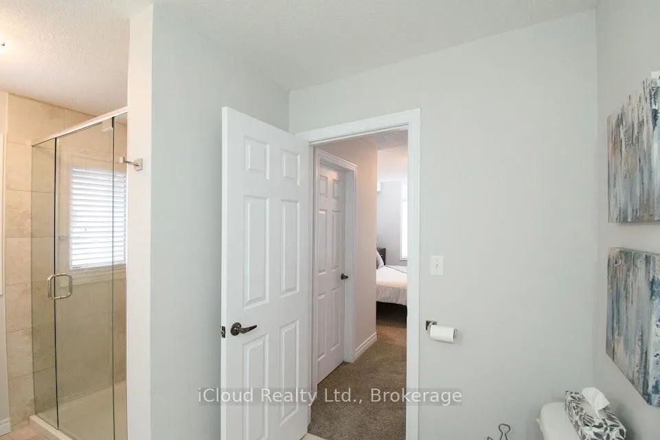 Photo 31 of 264 Blair Creek Drive, Kitchener — HOMEH