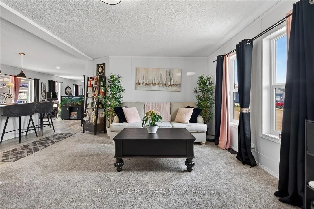 Photo 13 of 29 Hickory Hollow, Kitchener, Forest Heights — HOMEH