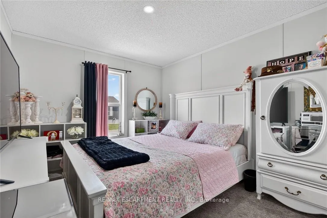 Photo 19 of 29 Hickory Hollow, Kitchener, Forest Heights — HOMEH
