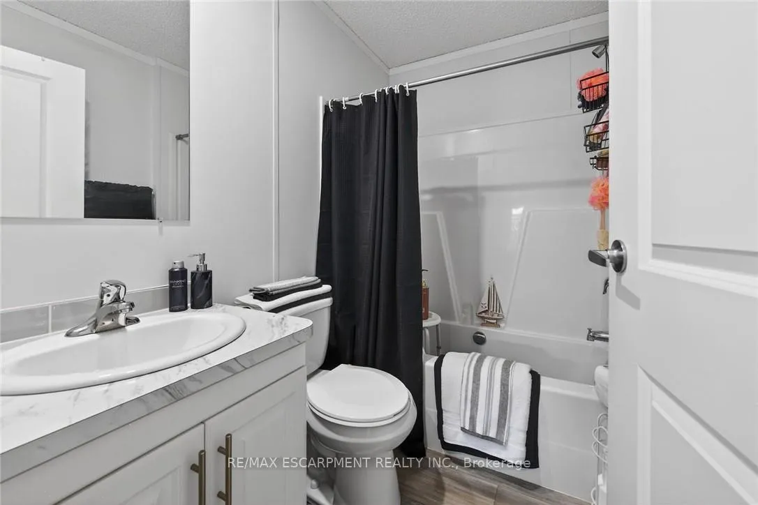 Photo 20 of 29 Hickory Hollow, Kitchener, Forest Heights — HOMEH