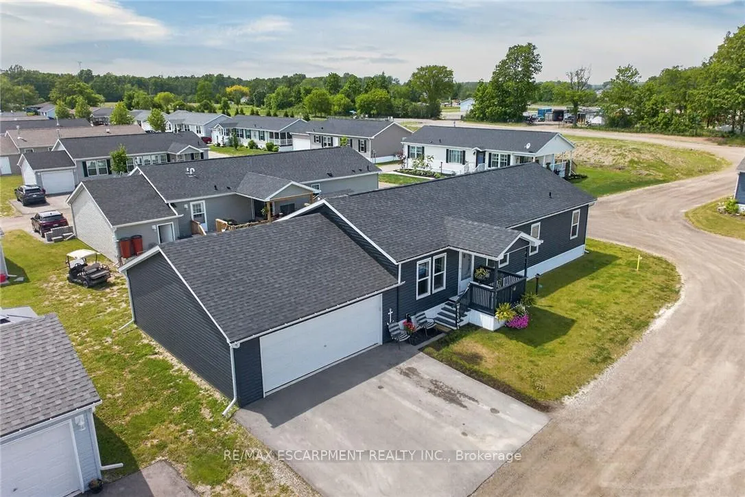 Photo 33 of 29 Hickory Hollow, Kitchener, Forest Heights — HOMEH