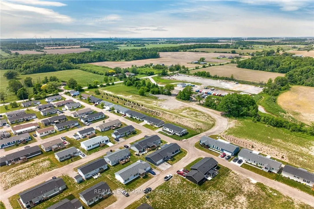 Photo 45 of 29 Hickory Hollow, Kitchener, Forest Heights — HOMEH
