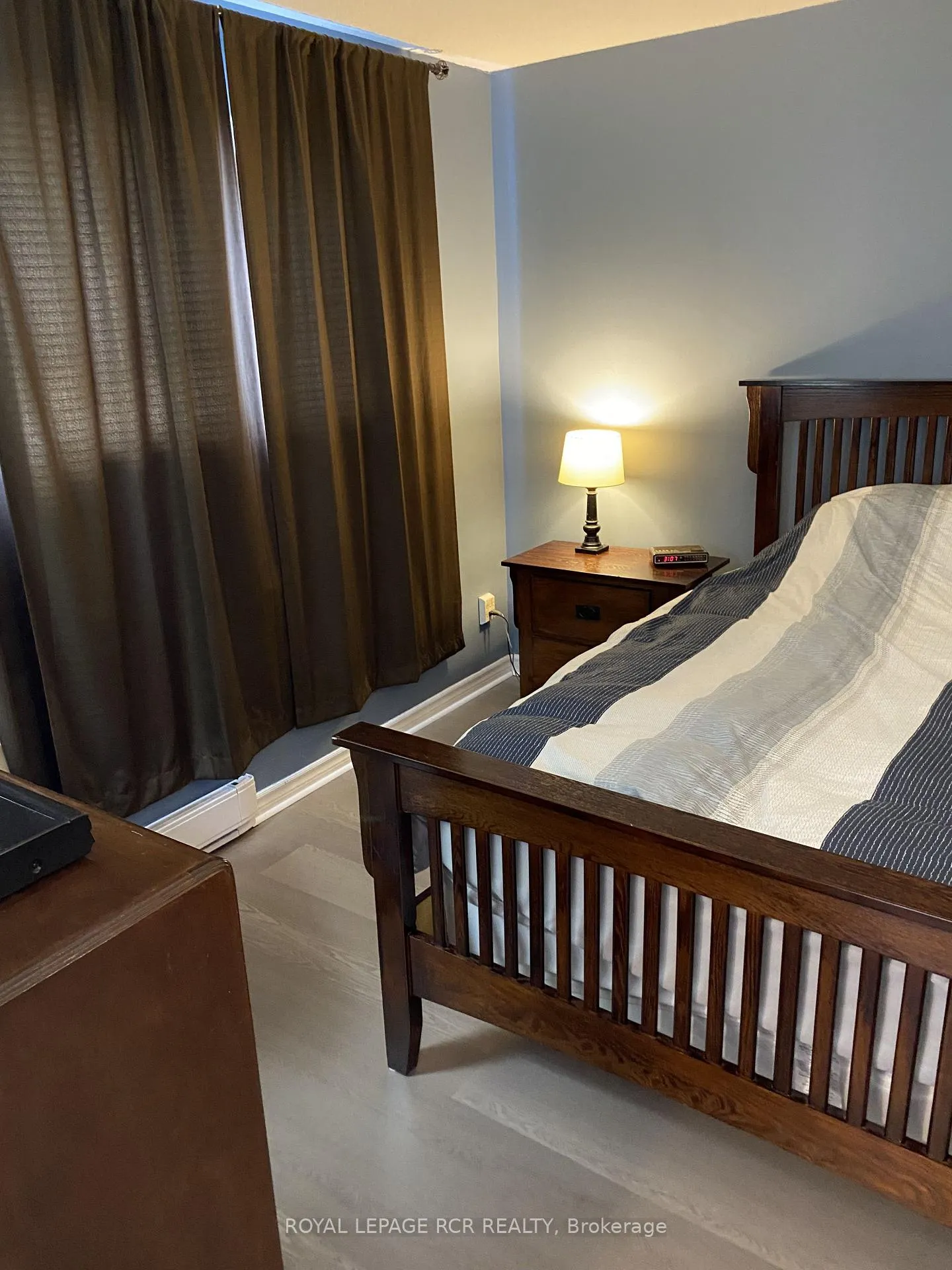 Photo 8 of Unit 12, 121 Milestone Crescent, Aurora, Aurora Village — HOMEH
