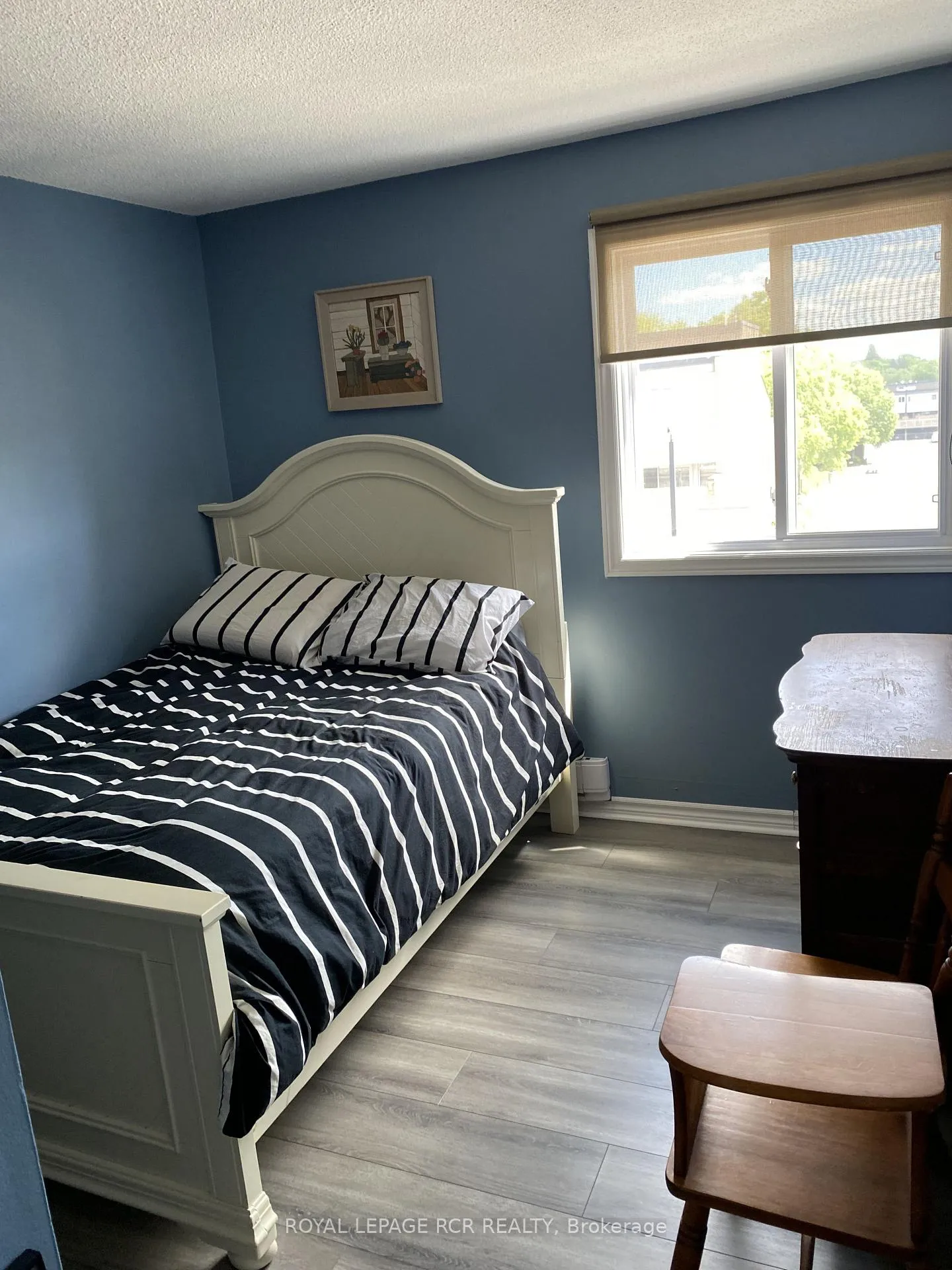 Photo 12 of Unit 12, 121 Milestone Crescent, Aurora, Aurora Village — HOMEH