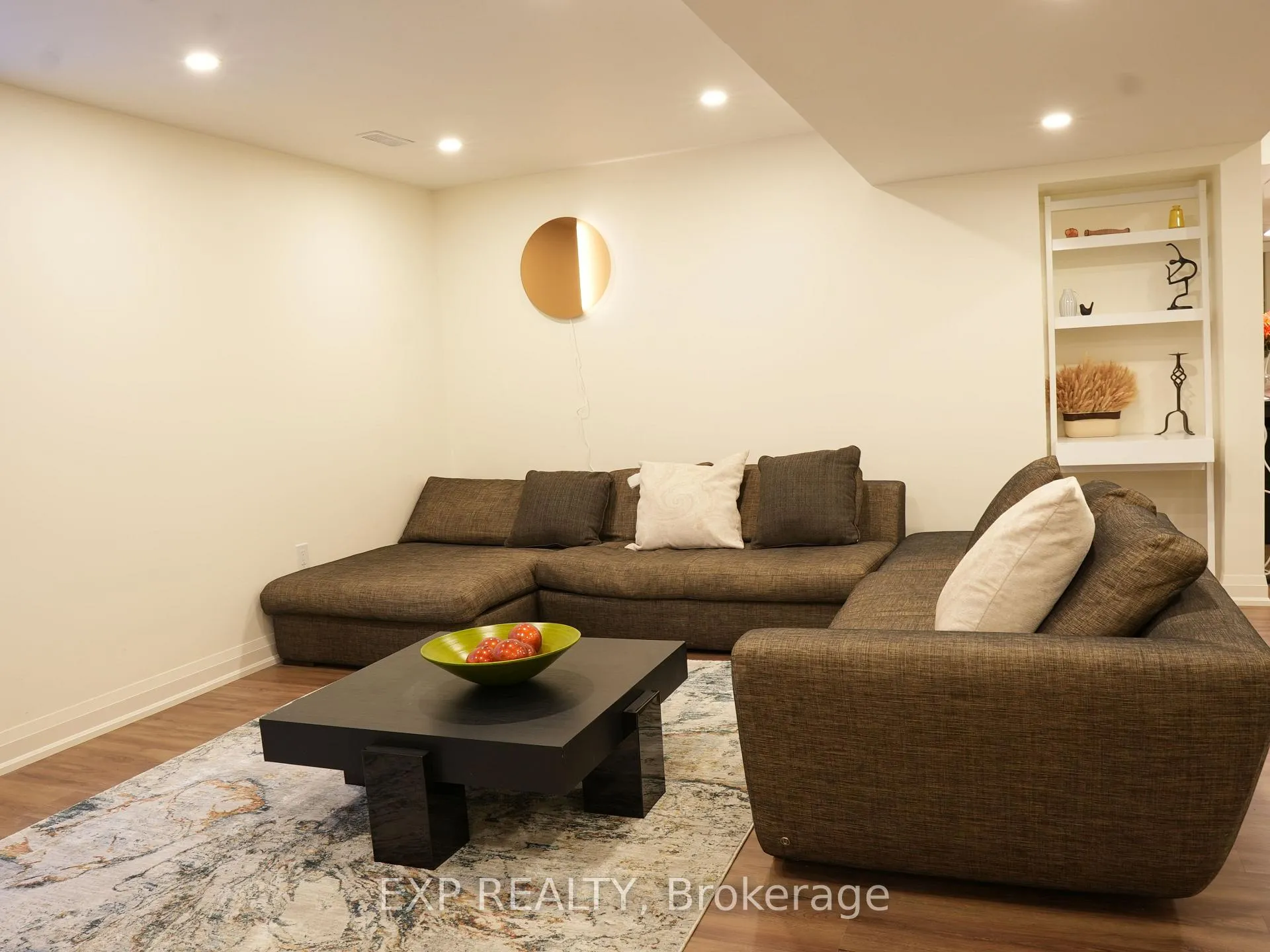 Photo 16 of Unit Bsmt, 1167 Bancroft Drive, Mississauga, East Credit — HOMEH