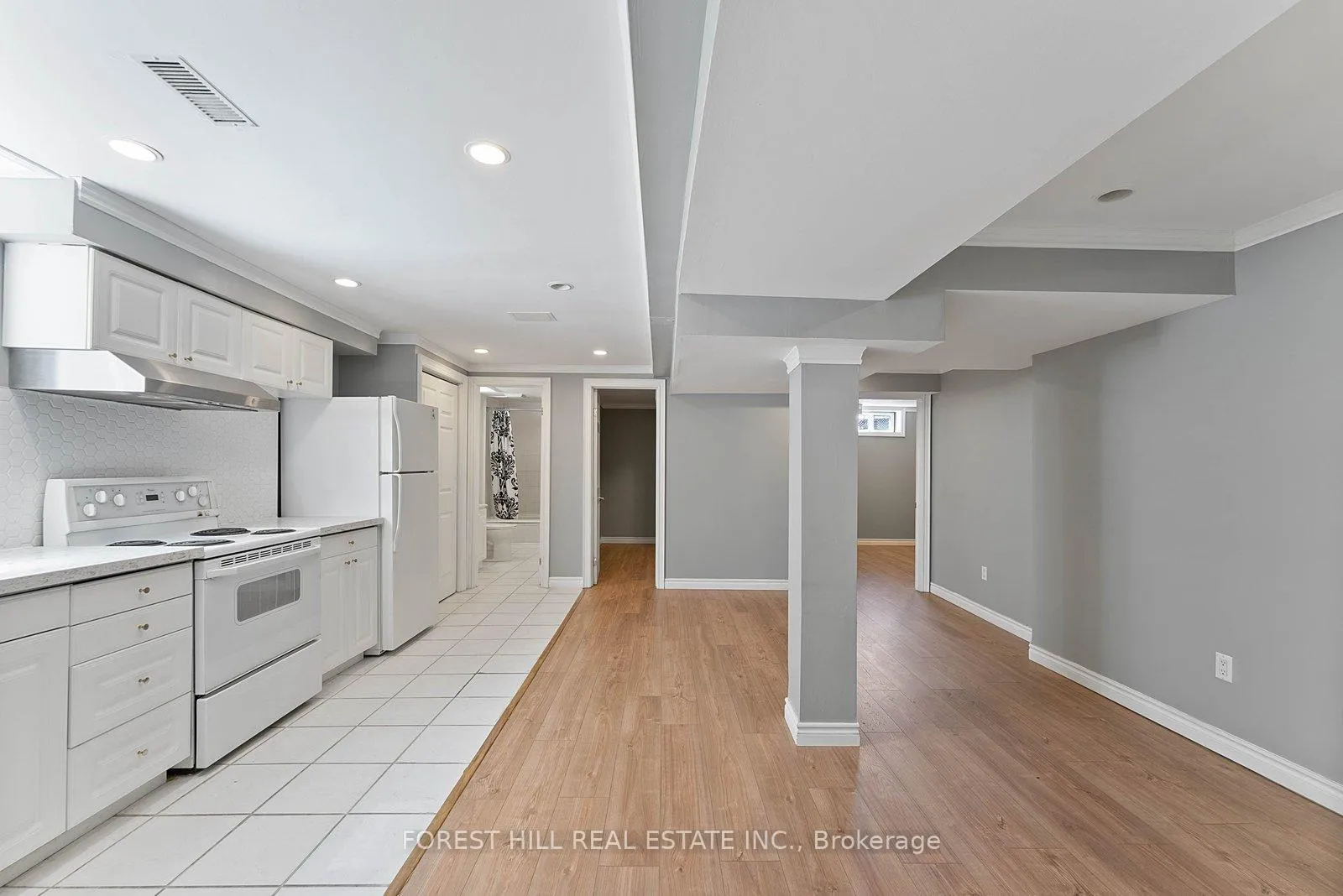 Photo 6 of Unit Bsmt, 5003 Rosebush Road, Mississauga, East Credit — HOMEH