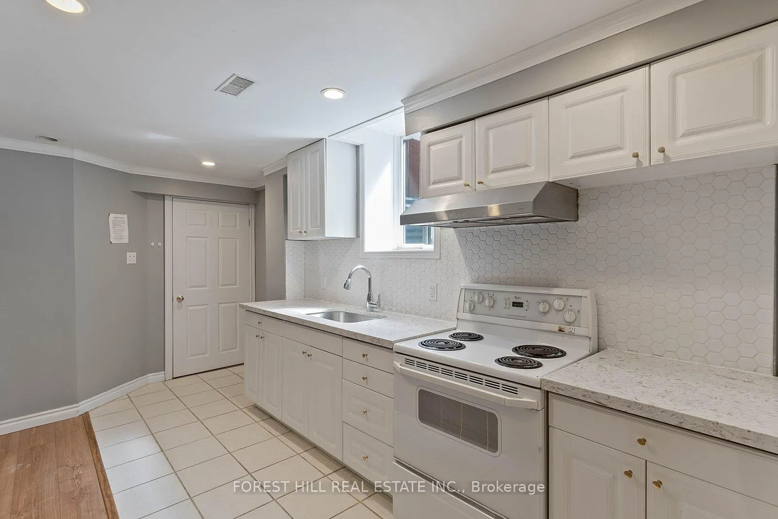 Photo 9 of Unit Bsmt, 5003 Rosebush Road, Mississauga, East Credit — HOMEH