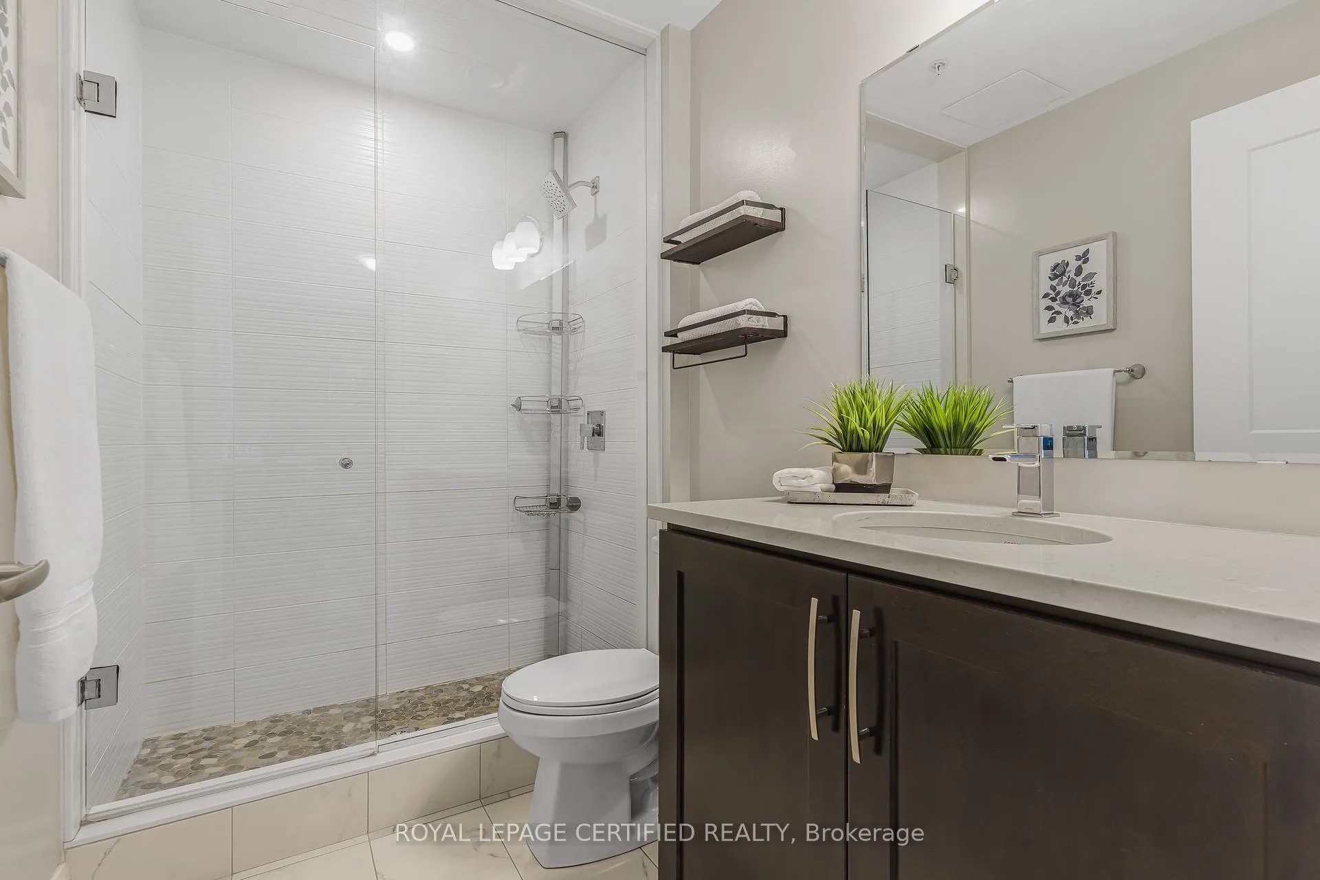 Photo 15 of Unit 525, 1105 Leger Way, Milton, Ford — HOMEH