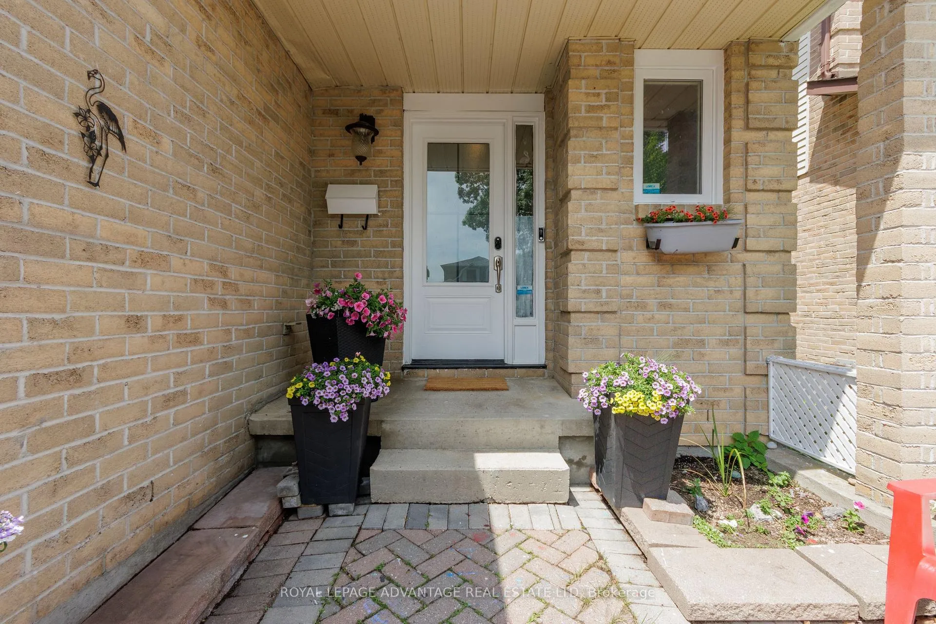 Photo 2 of 14 Rose Abbey Drive, Kingston, Kingston East (Incl Barret Crt) — HOMEH