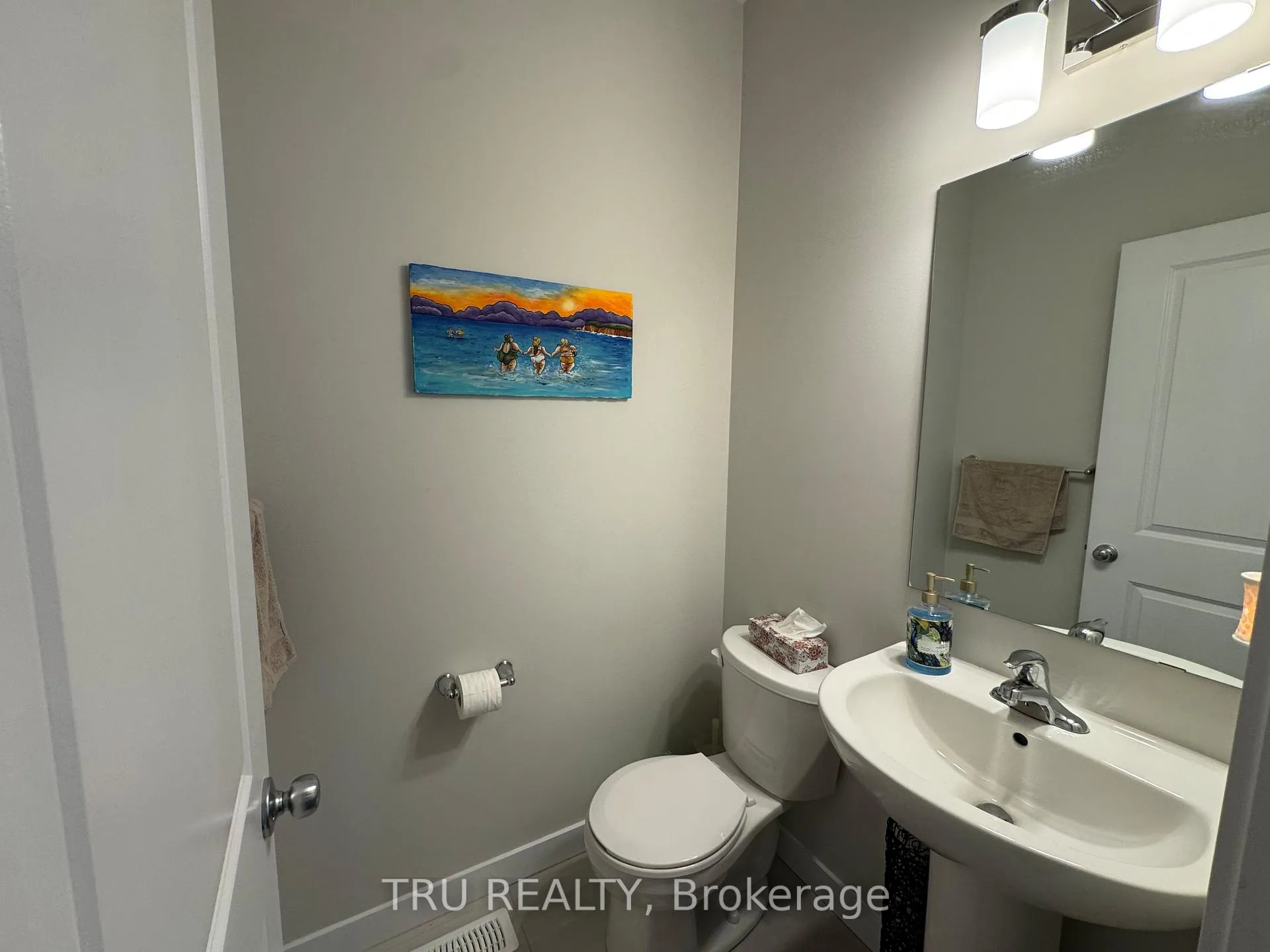 Photo 7 of 802 Sendero Way, Ottawa, Remainder of Stittsville & Area — HOMEH