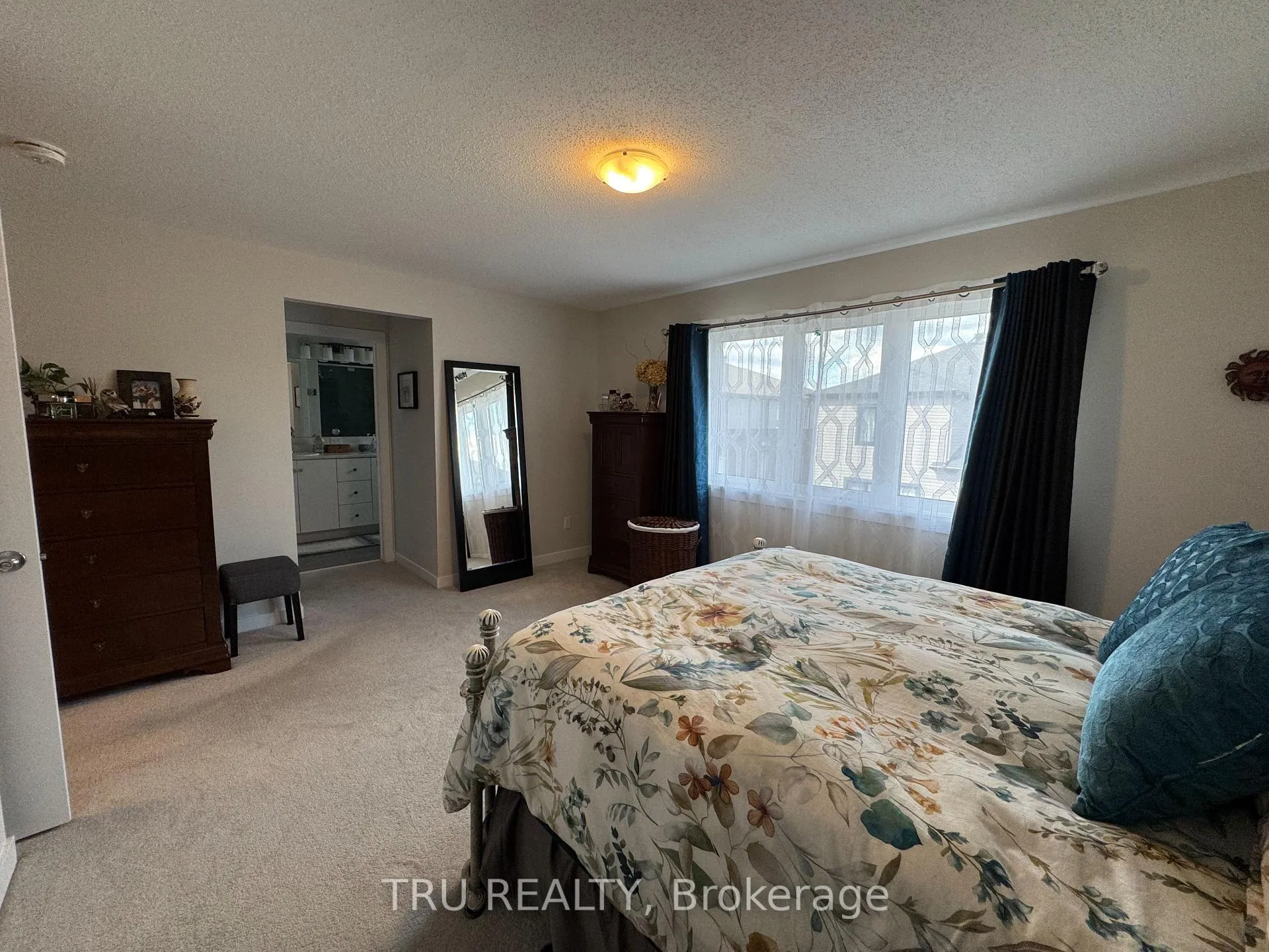 Photo 11 of 802 Sendero Way, Ottawa, Remainder of Stittsville & Area — HOMEH