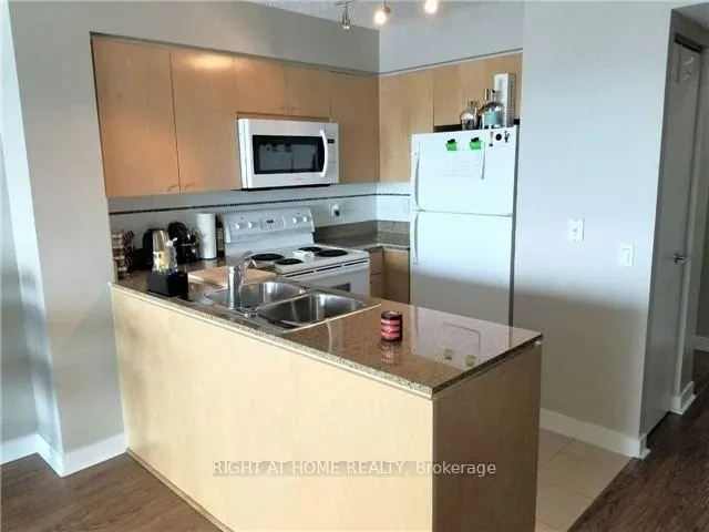 Photo 3 of Unit 1712, 373 Front Street W, Toronto, Waterfront Communities — HOMEH