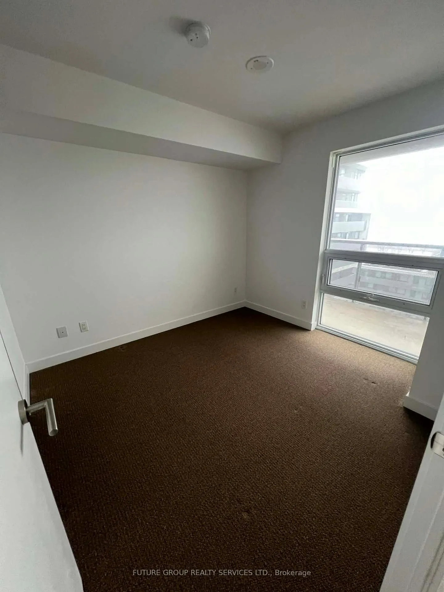 Photo 6 of Unit 1303, 120 Varna Drive W, Toronto, Englemount-Lawrence — HOMEH