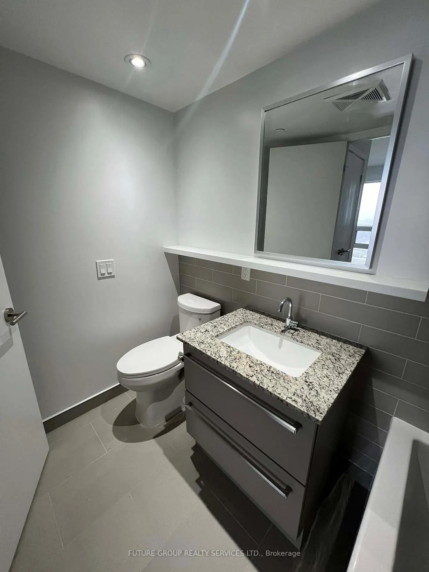 Photo 11 of Unit 1303, 120 Varna Drive W, Toronto, Englemount-Lawrence — HOMEH