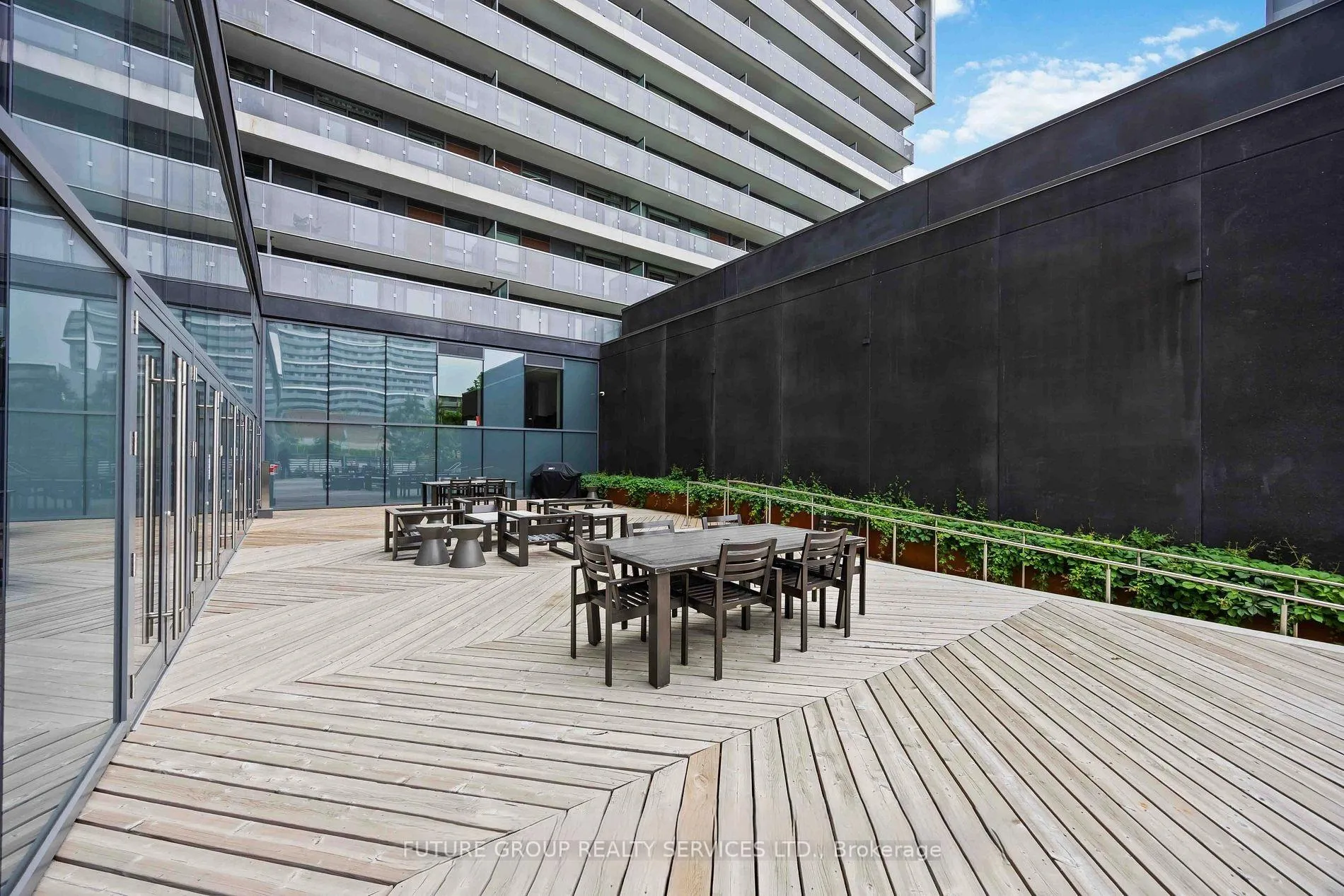 Photo 20 of Unit 1303, 120 Varna Drive W, Toronto, Englemount-Lawrence — HOMEH