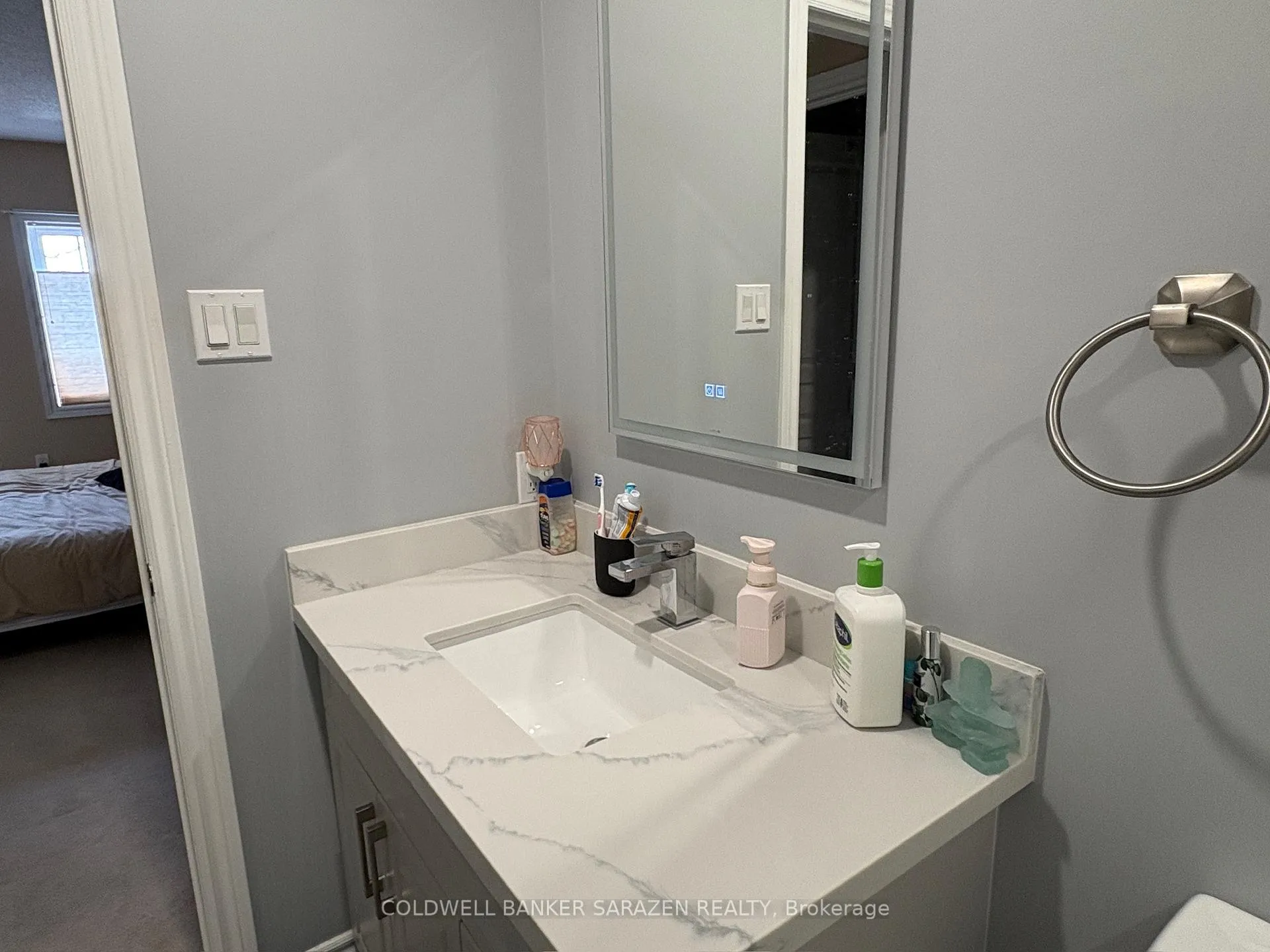 Photo 11 of 253 Saddlesmith Circle, Ottawa, Kanata - Emerald Meadows/Trailwest — HOMEH
