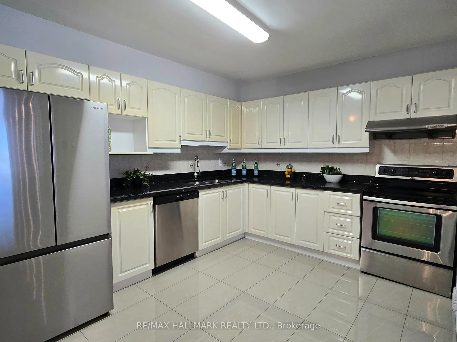 Photo 9 of Unit 1239, 25 Bamburgh Circle, Scarborough, Steeles — HOMEH