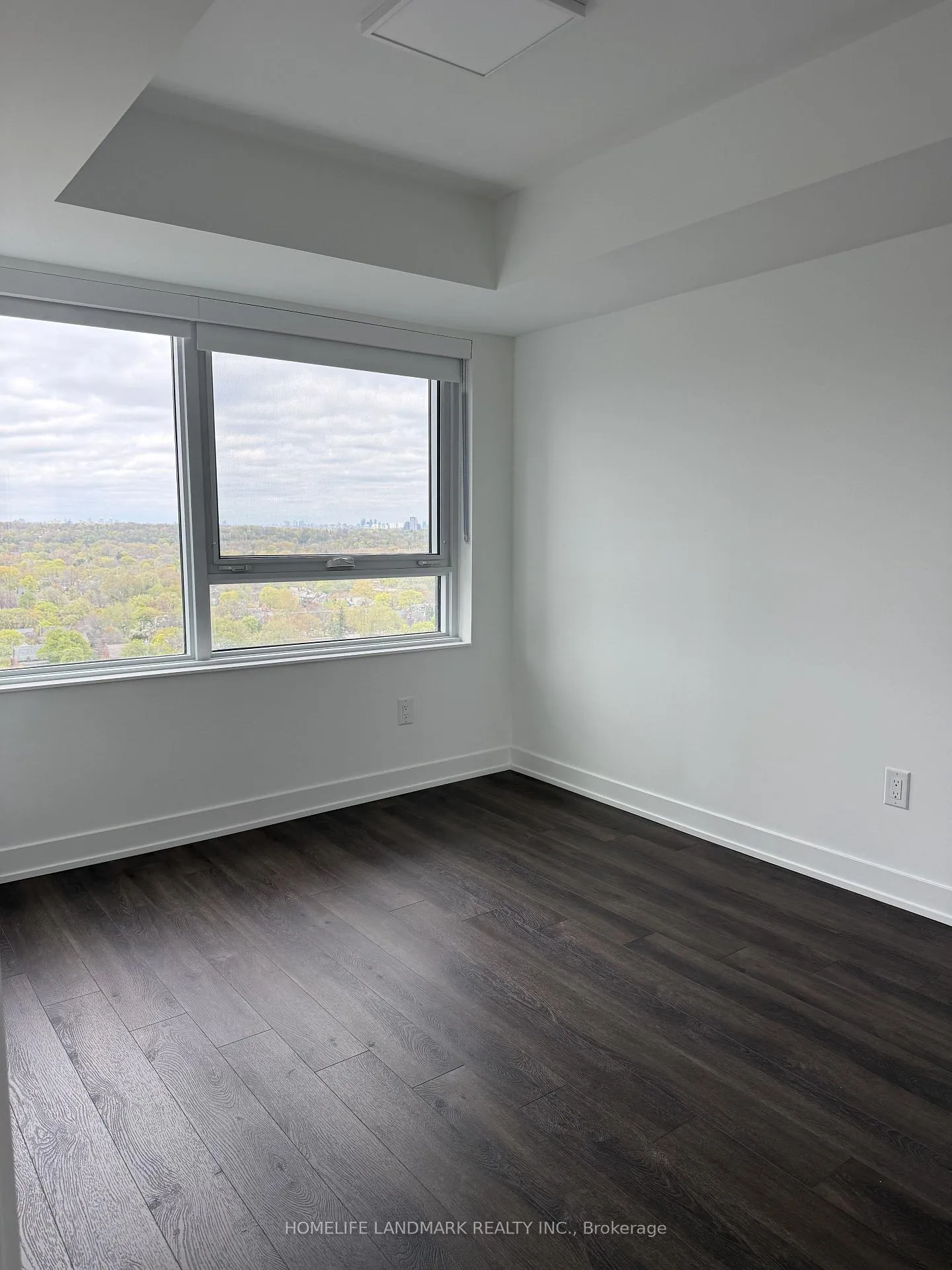 Photo 4 of Unit 2005, 609 Sherbourne Street, Toronto, North St. James Town — HOMEH