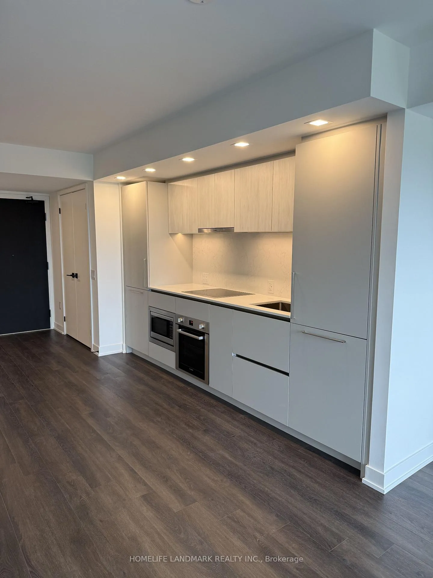 Photo 6 of Unit 2005, 609 Sherbourne Street, Toronto, North St. James Town — HOMEH