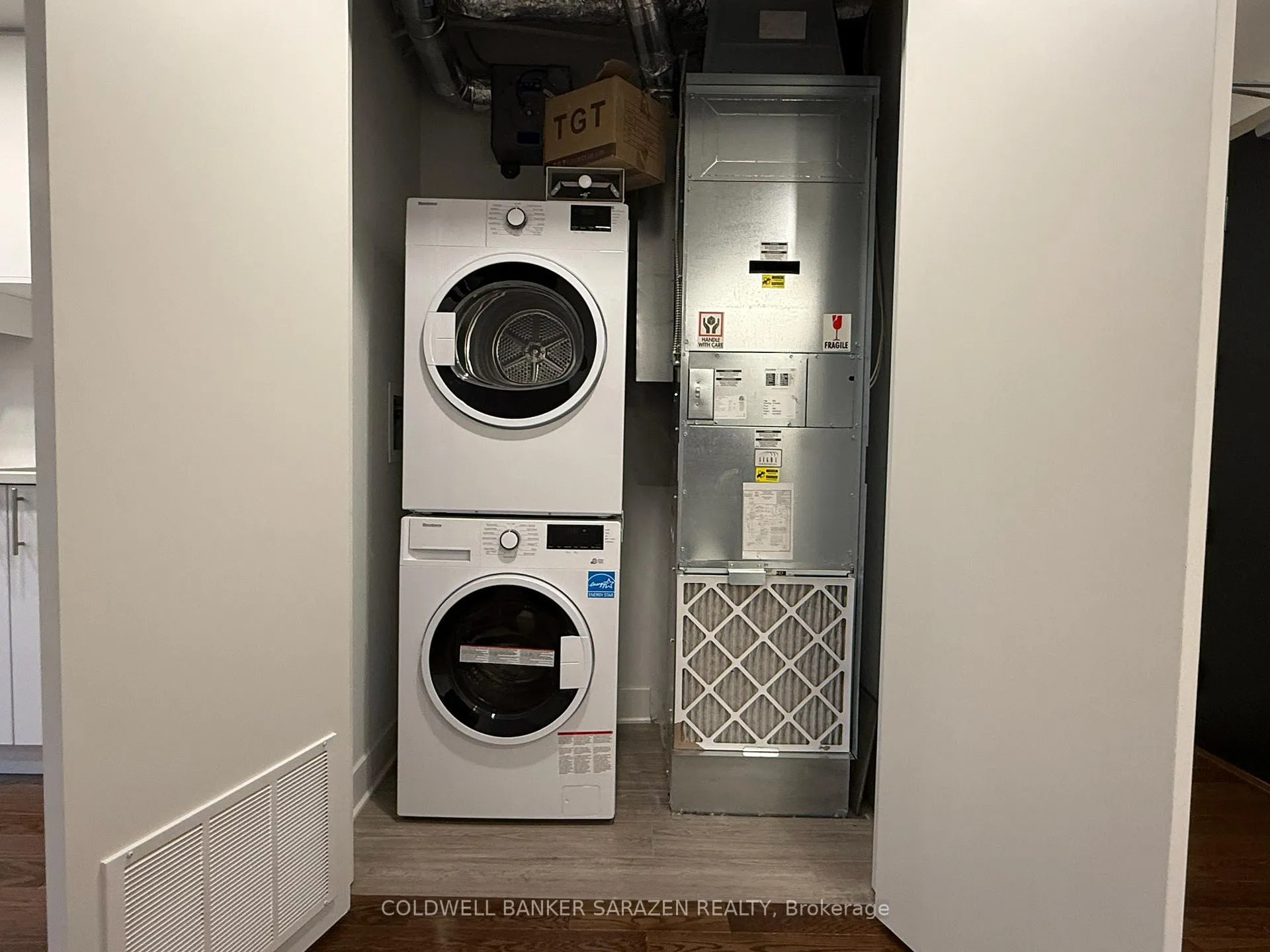 Photo 10 of Unit 503, 180 George Street, Ottawa, Lower Town/Byward Market — HOMEH