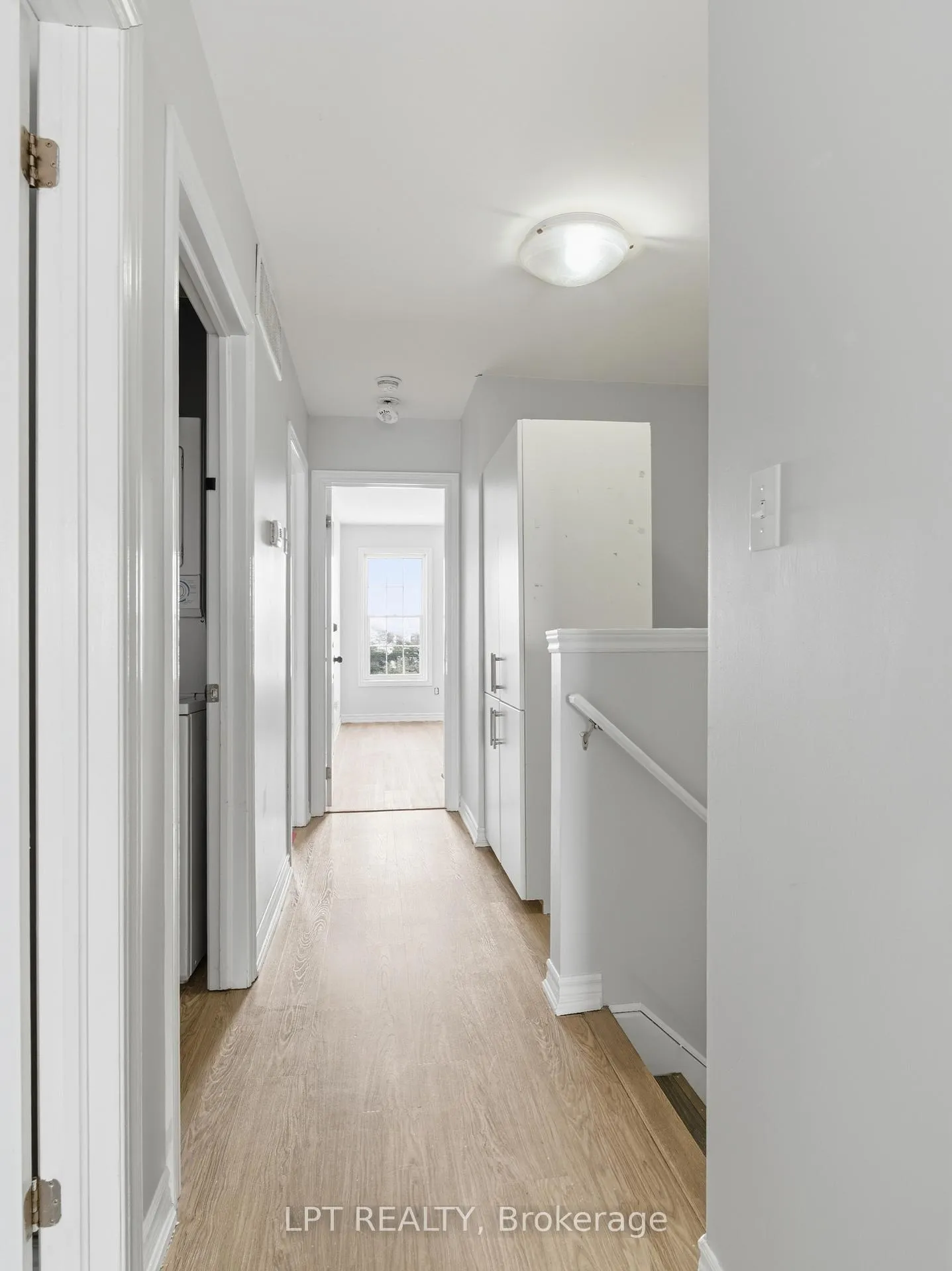 Photo 6 of Unit 4, 244 Penetanguishene Road, Barrie, Georgian Drive — HOMEH