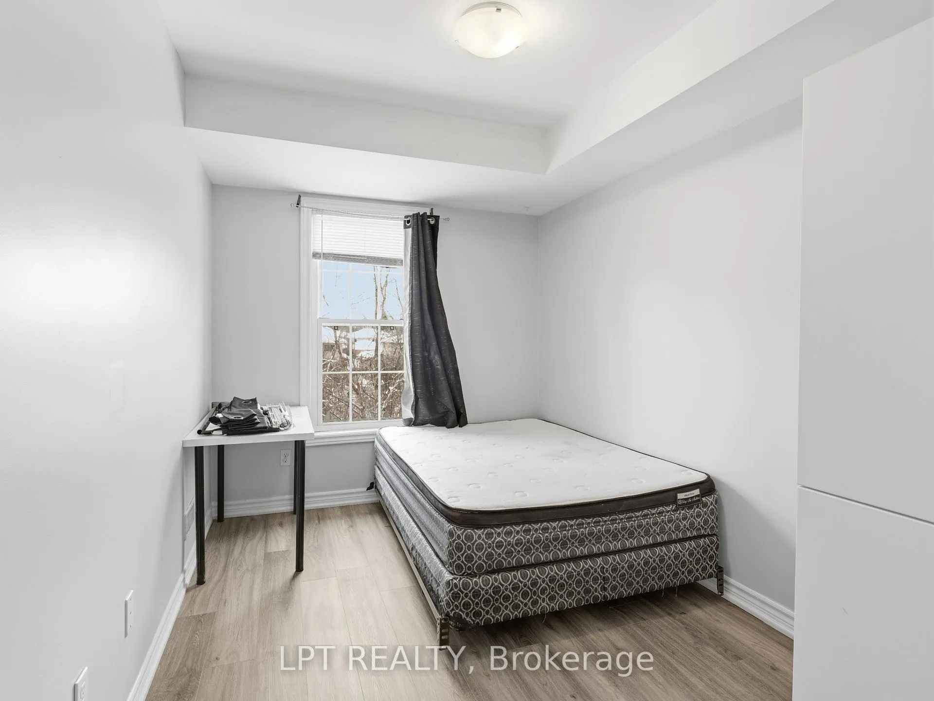Photo 7 of Unit 4, 244 Penetanguishene Road, Barrie, Georgian Drive — HOMEH